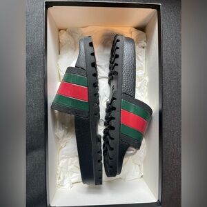 Gucci Men's Slide Sandal with Web